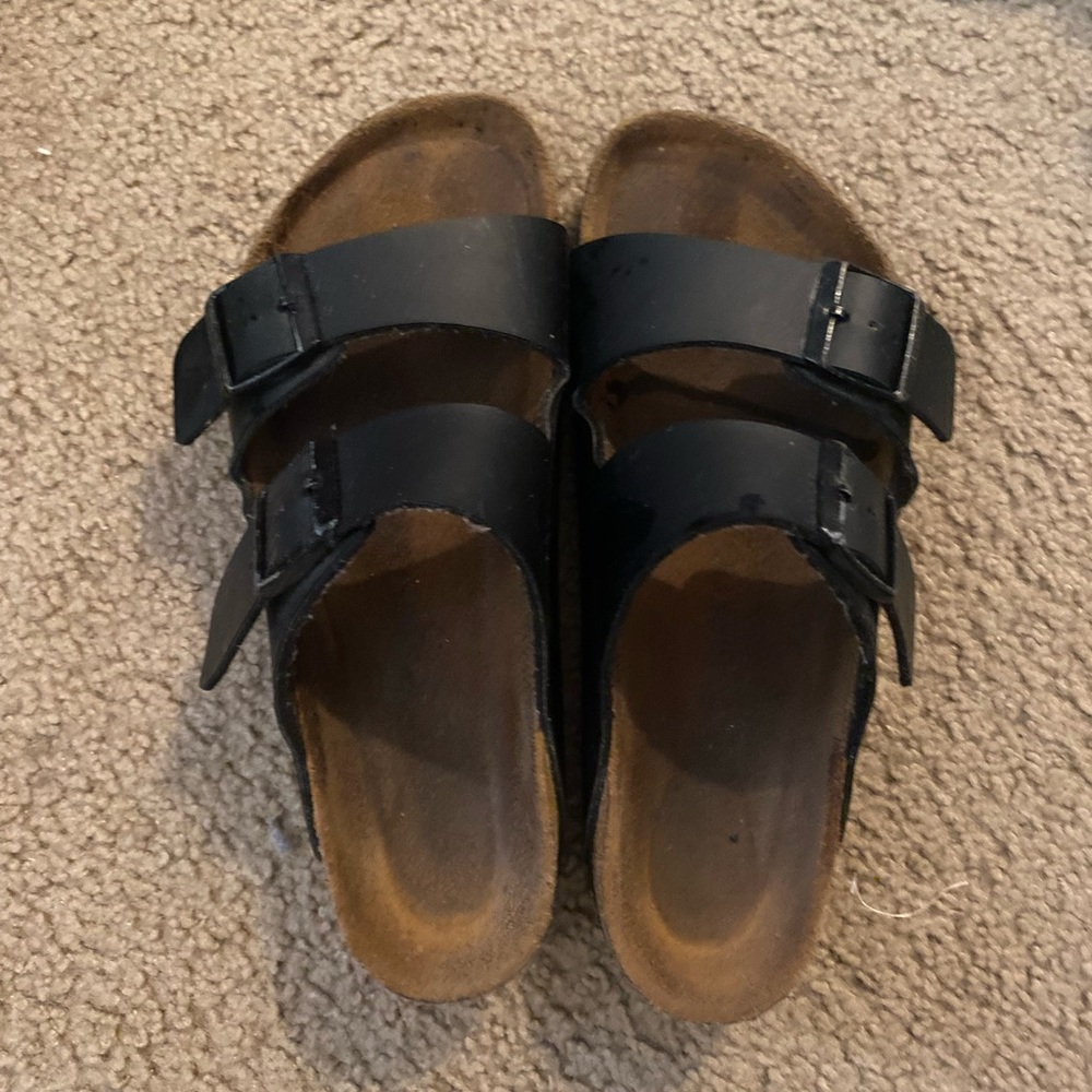 Black birkenstocks